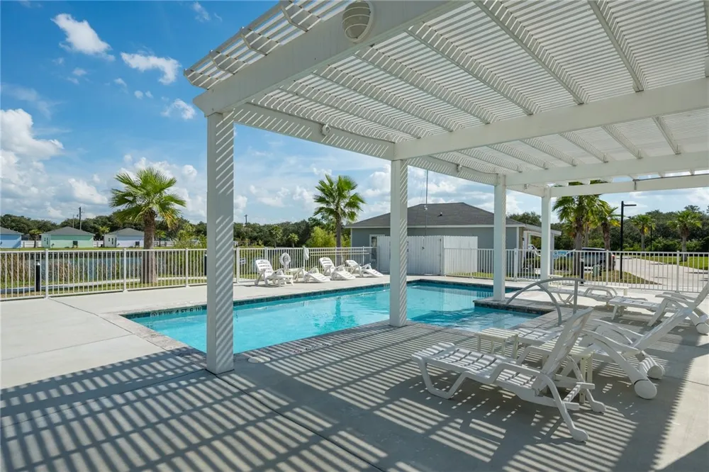153 Oasis Circle Rockport, TX 78382