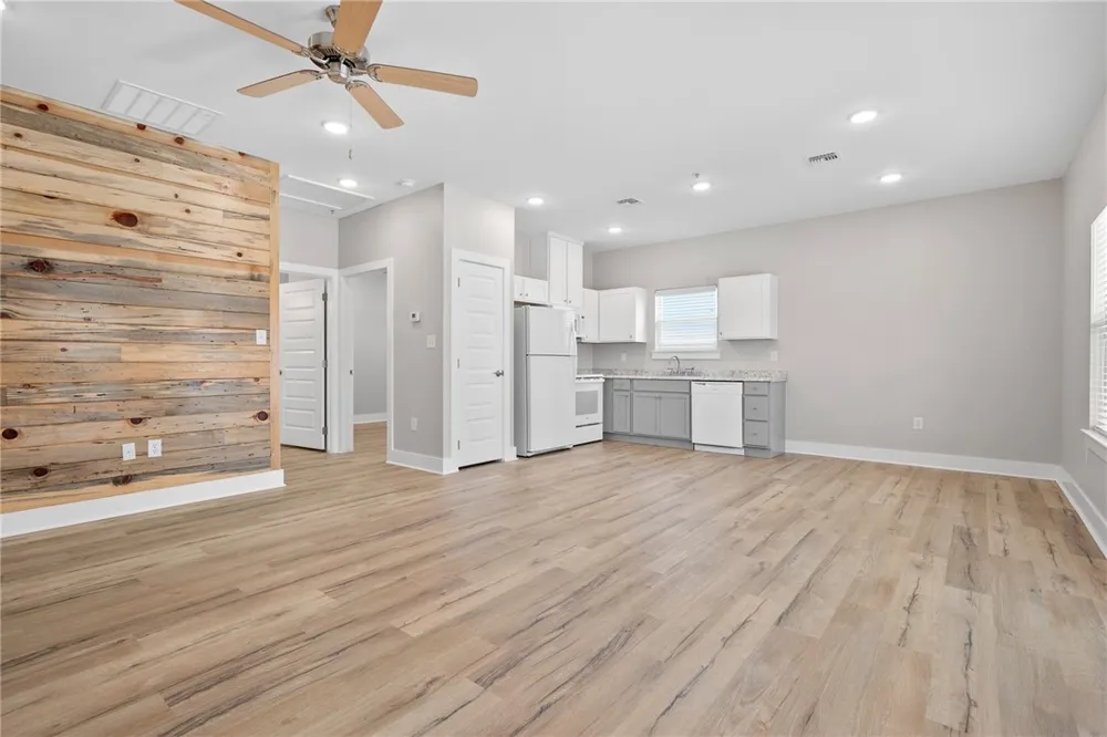 153 Oasis Circle Rockport, TX 78382