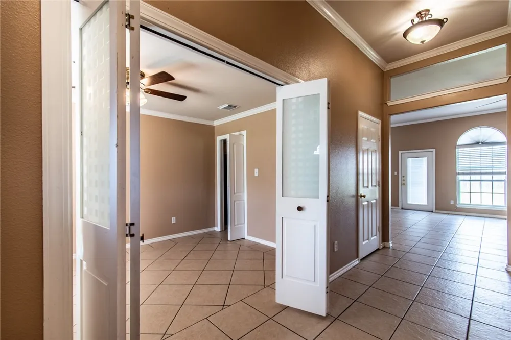2410 Luzius Drive Corpus Christi, TX 78418