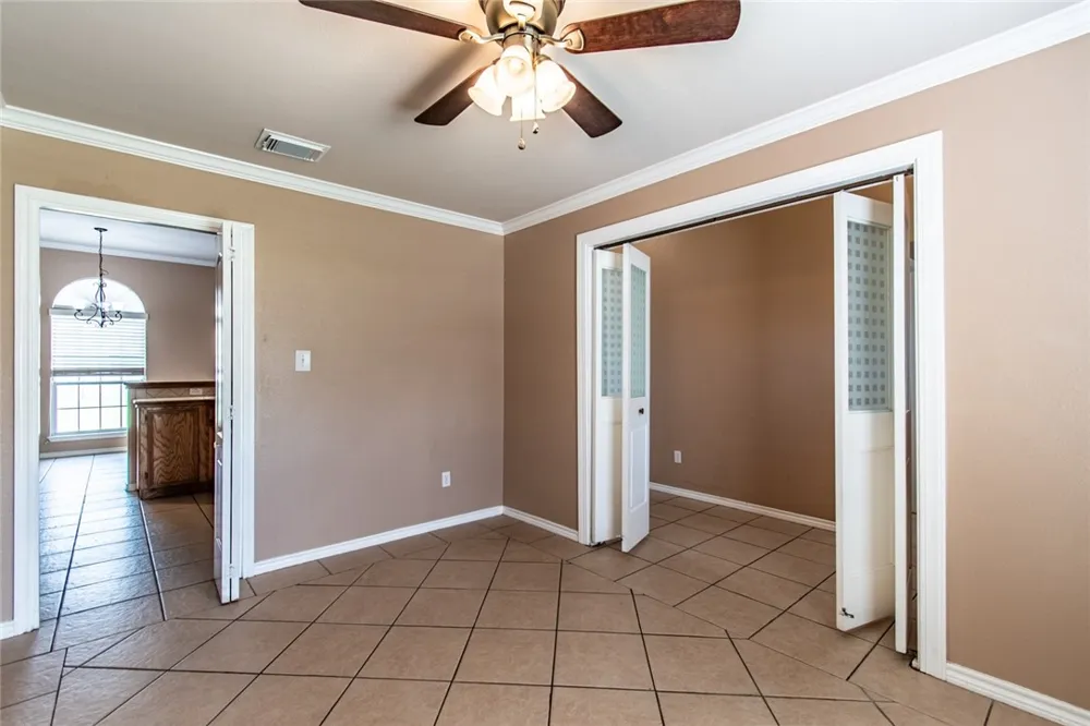 2410 Luzius Drive Corpus Christi, TX 78418