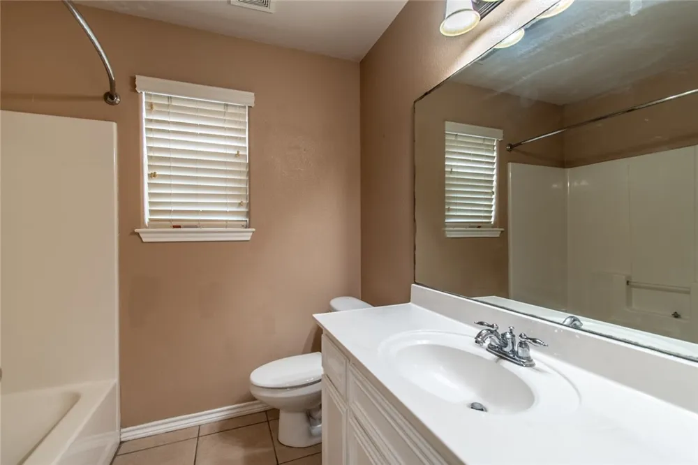 2410 Luzius Drive Corpus Christi, TX 78418