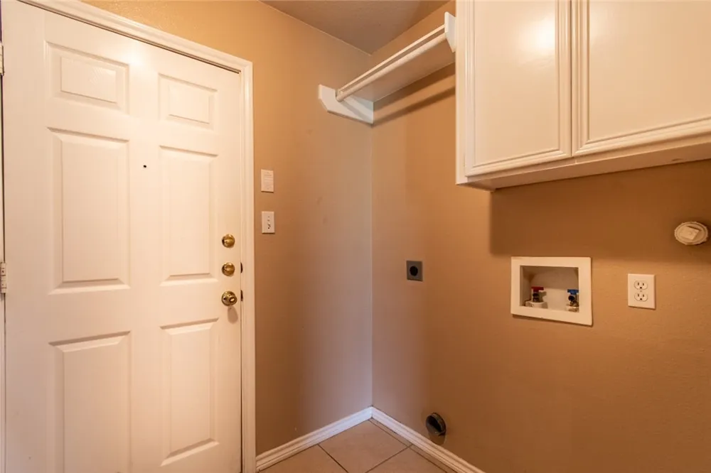 2410 Luzius Drive Corpus Christi, TX 78418