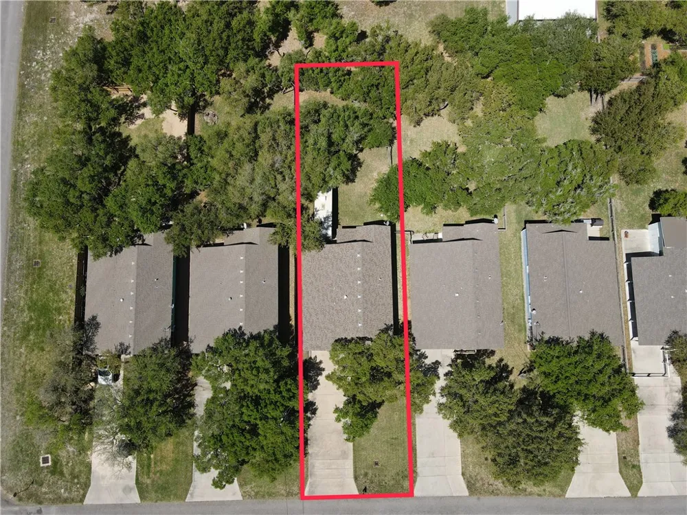 1023 S Fuqua Street Rockport, TX 78382