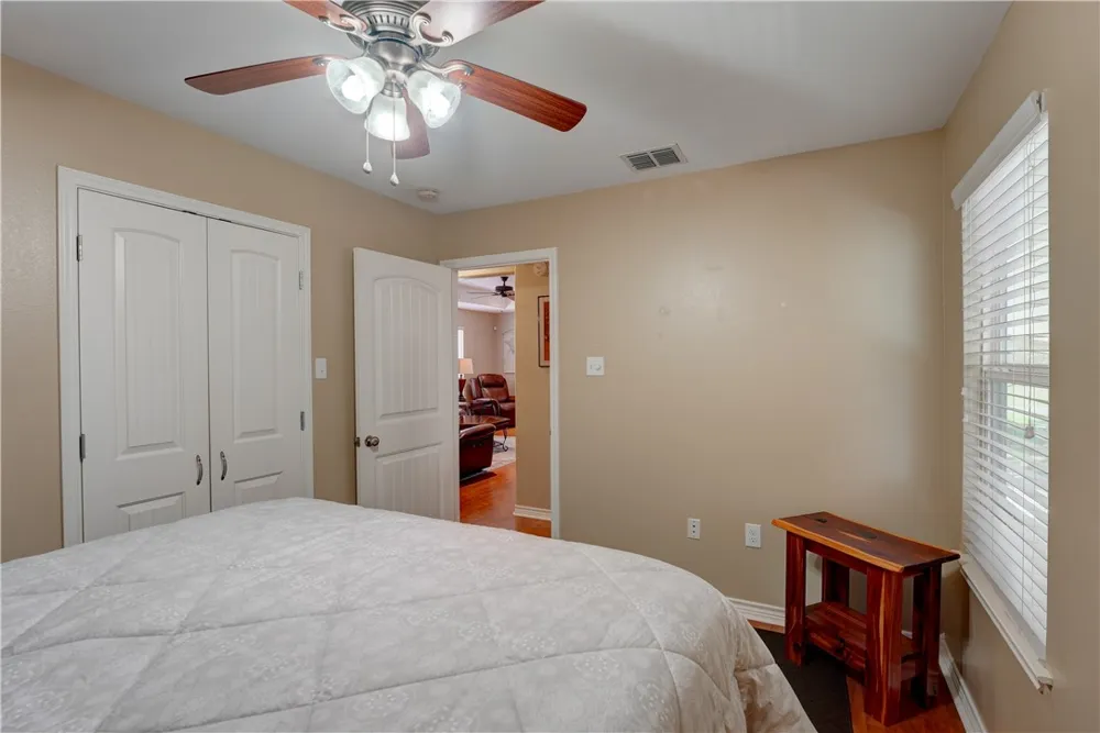 1023 S Fuqua Street Rockport, TX 78382