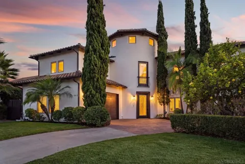 3919 Via Valle Verde