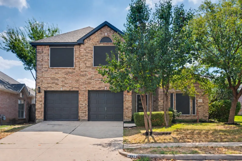 8211 Shoshoni Drive Arlington, TX 76002