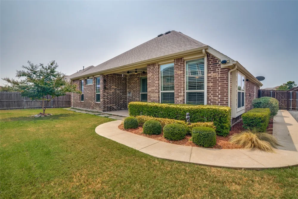 2362 Walnut Grove Lane Frisco, TX 75034
