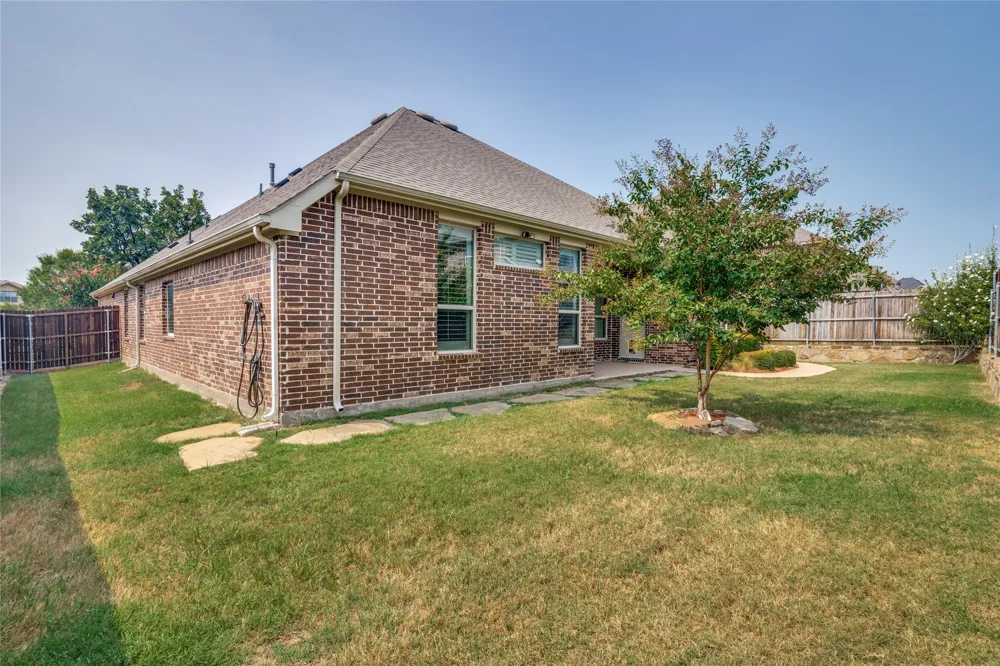 2362 Walnut Grove Lane Frisco, TX 75034