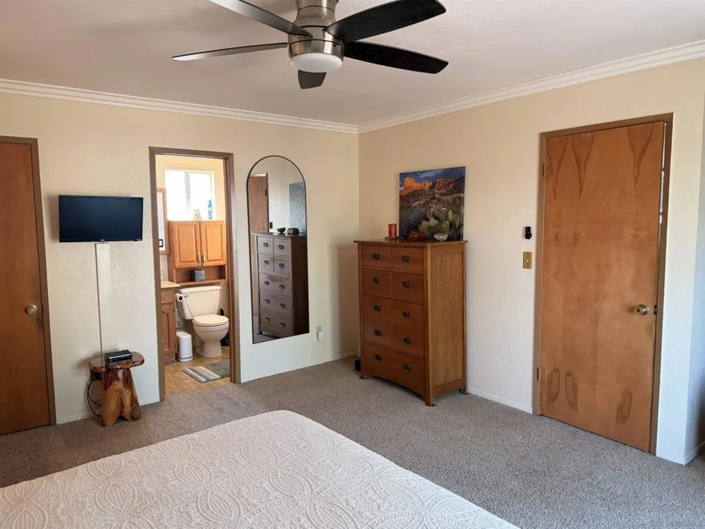 10041 Gem Tree Way Santee, CA 92071