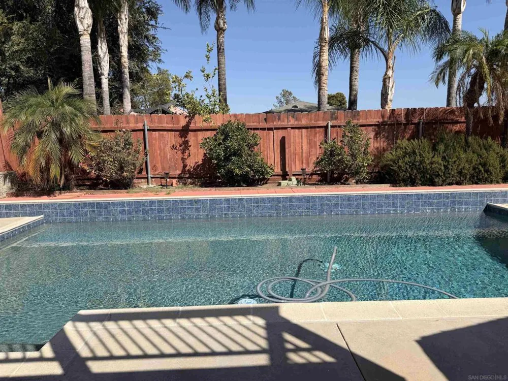 10041 Gem Tree Way Santee, CA 92071
