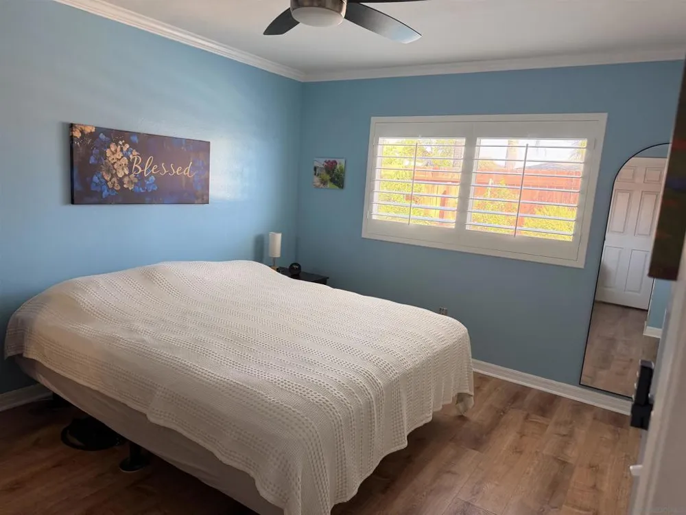 10041 Gem Tree Way Santee, CA 92071