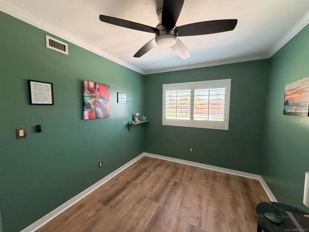 10041 Gem Tree Way Santee, CA 92071