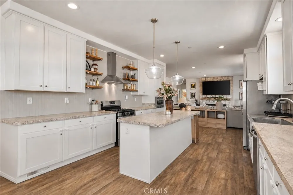 7534 Stewart Road Colton, CA 92324