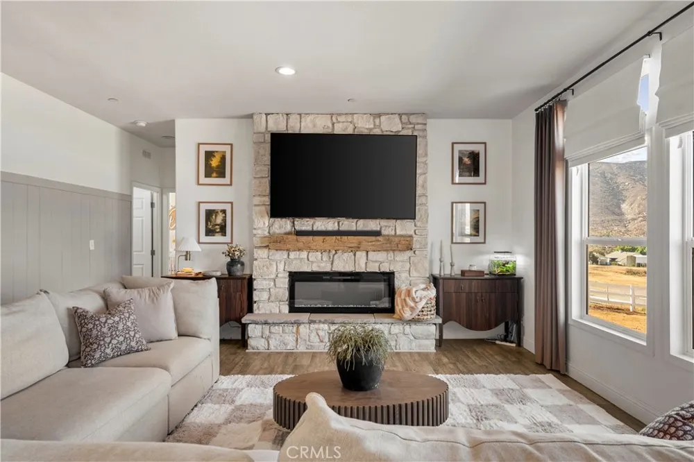 7534 Stewart Road Colton, CA 92324