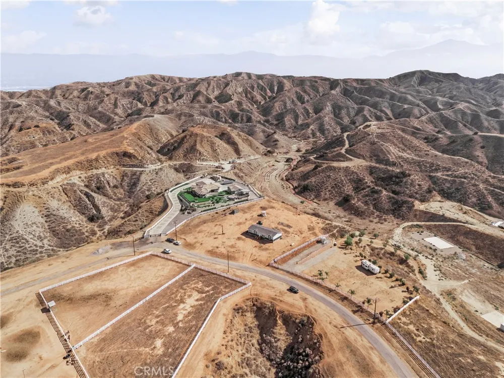 7534 Stewart Road Colton, CA 92324