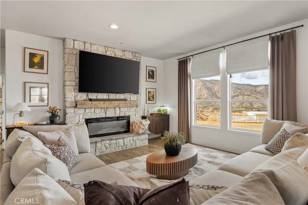 7534 Stewart Road Colton, CA 92324