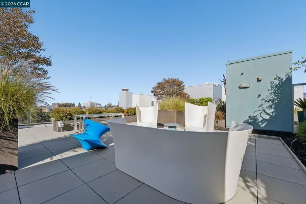 1954 Trinity Ave #303 Walnut Creek, CA 94596