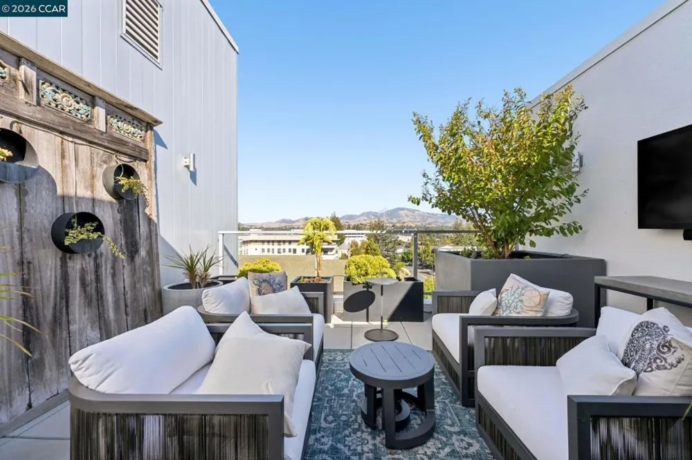 1954 Trinity Ave #303 Walnut Creek, CA 94596