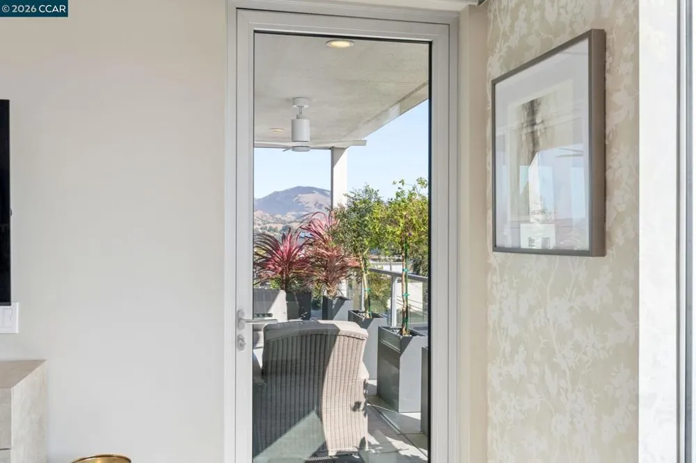 1954 Trinity Ave #303 Walnut Creek, CA 94596