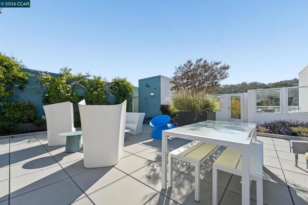 1954 Trinity Ave #303 Walnut Creek, CA 94596