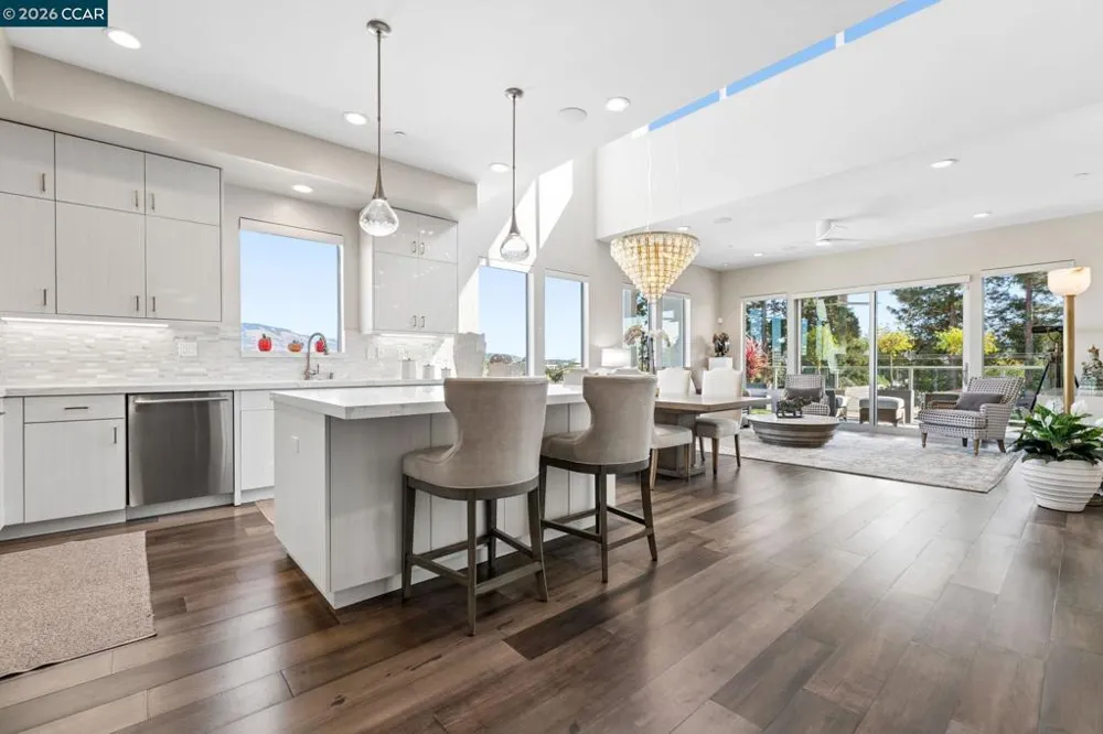 1954 Trinity Ave #303 Walnut Creek, CA 94596