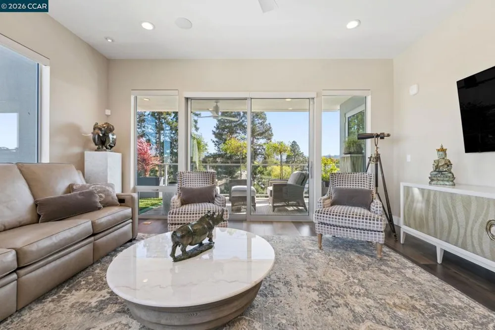 1954 Trinity Ave #303 Walnut Creek, CA 94596