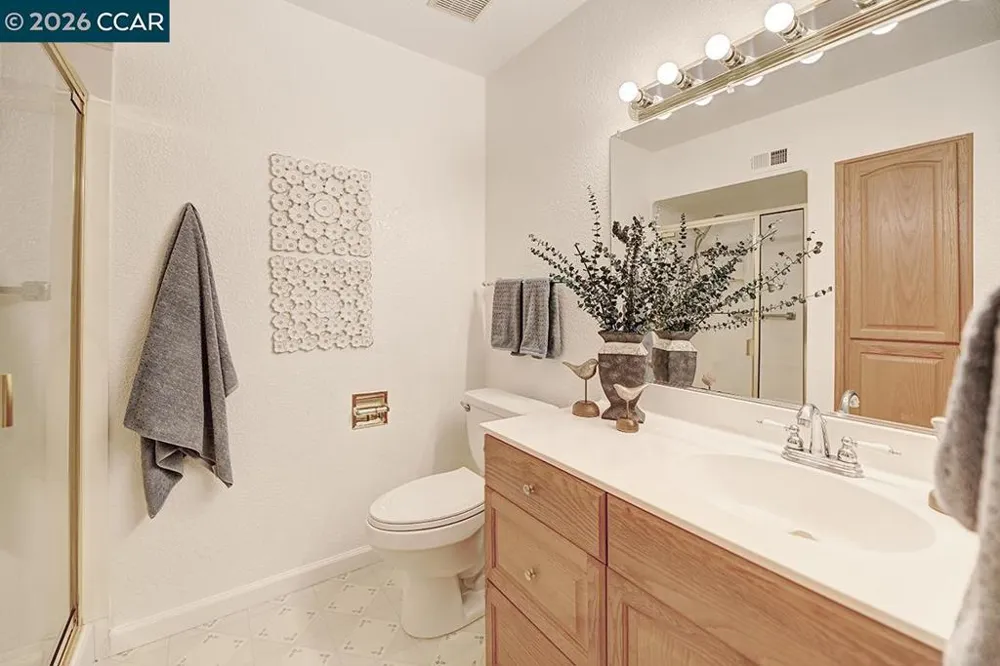 2400 Pine Knoll #3 Walnut Creek, CA 94595