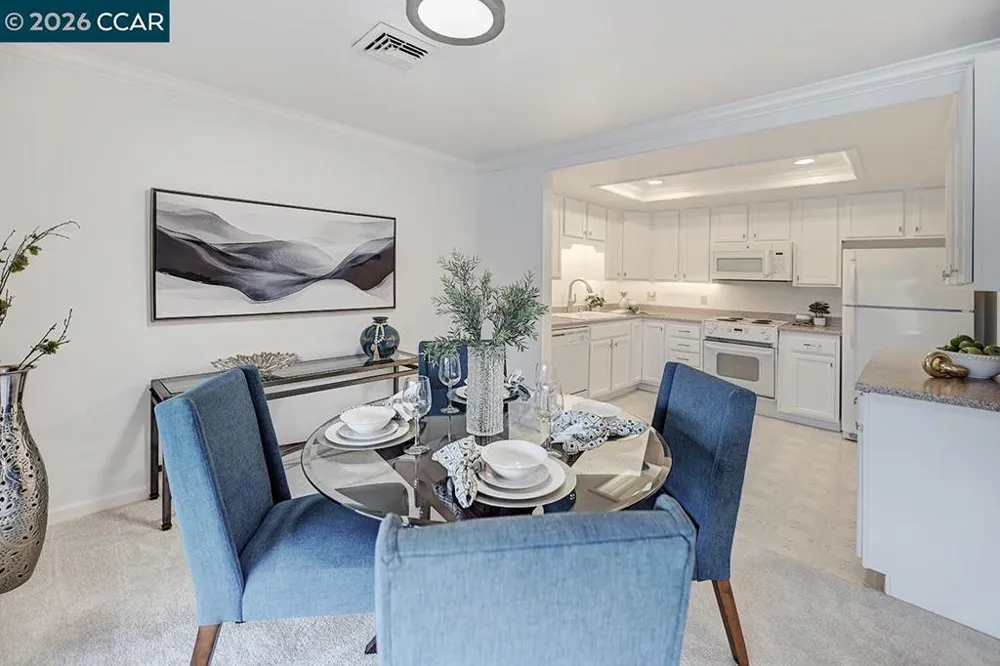 2400 Pine Knoll #3 Walnut Creek, CA 94595