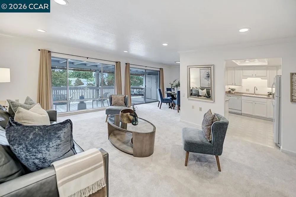 2400 Pine Knoll #3 Walnut Creek, CA 94595