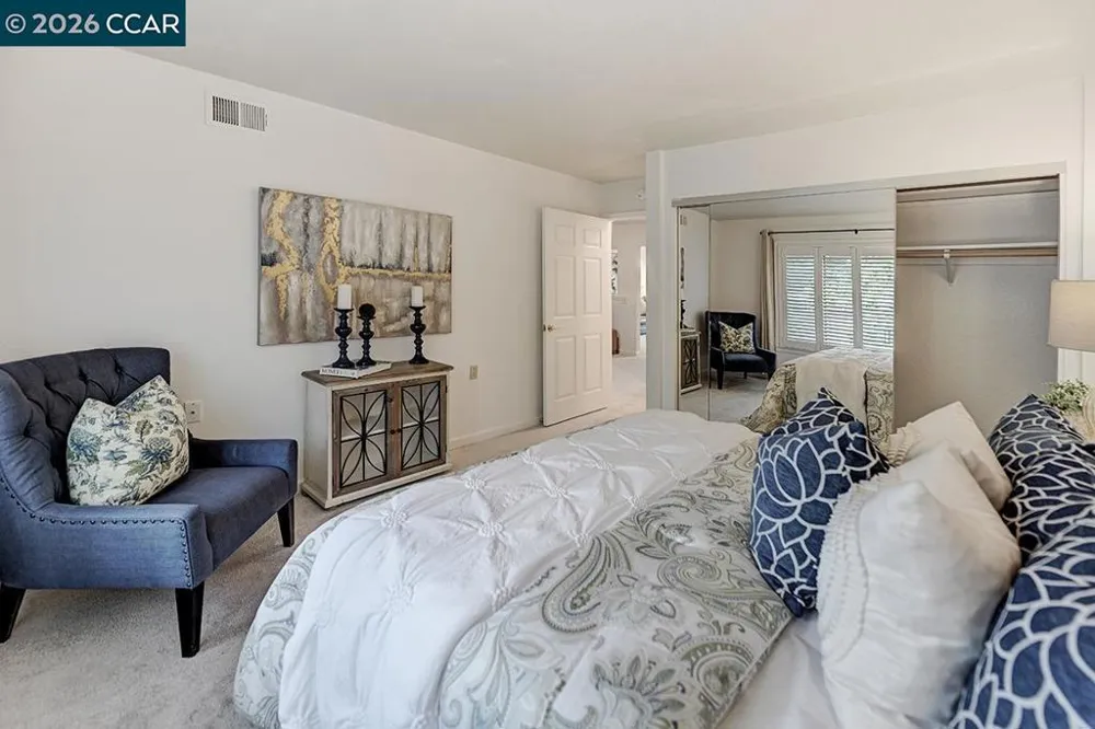 2400 Pine Knoll #3 Walnut Creek, CA 94595