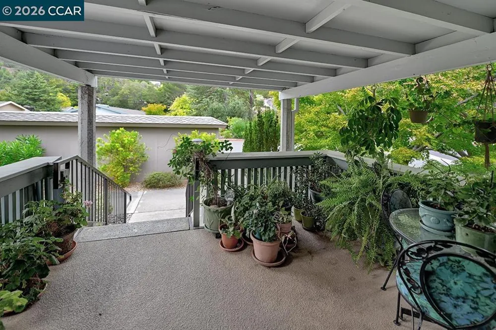 2400 Pine Knoll #3 Walnut Creek, CA 94595