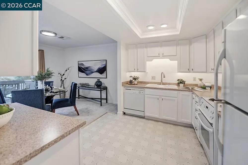 2400 Pine Knoll #3 Walnut Creek, CA 94595