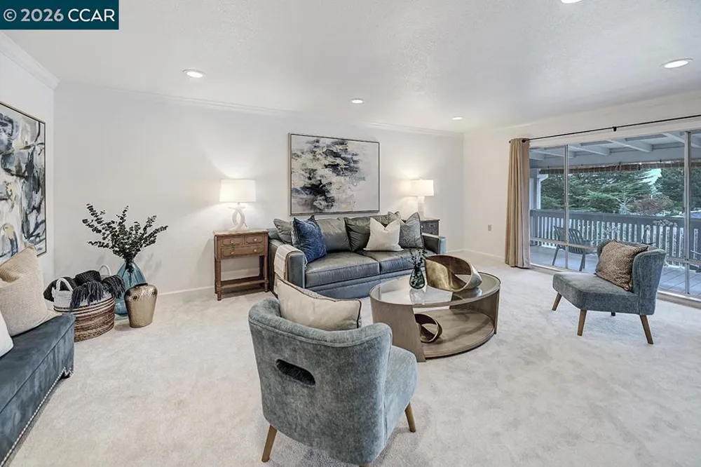 2400 Pine Knoll #3 Walnut Creek, CA 94595
