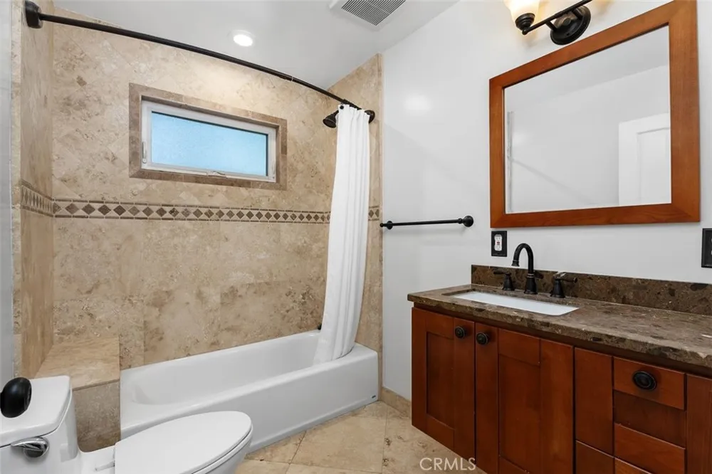 2199 National Costa Mesa, CA 92627