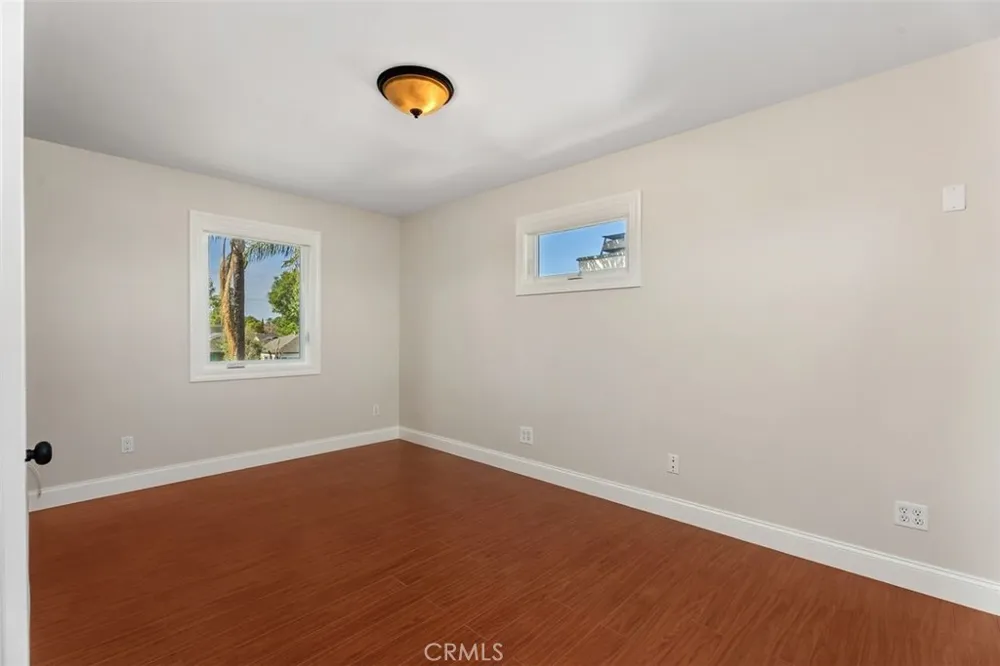2199 National Costa Mesa, CA 92627