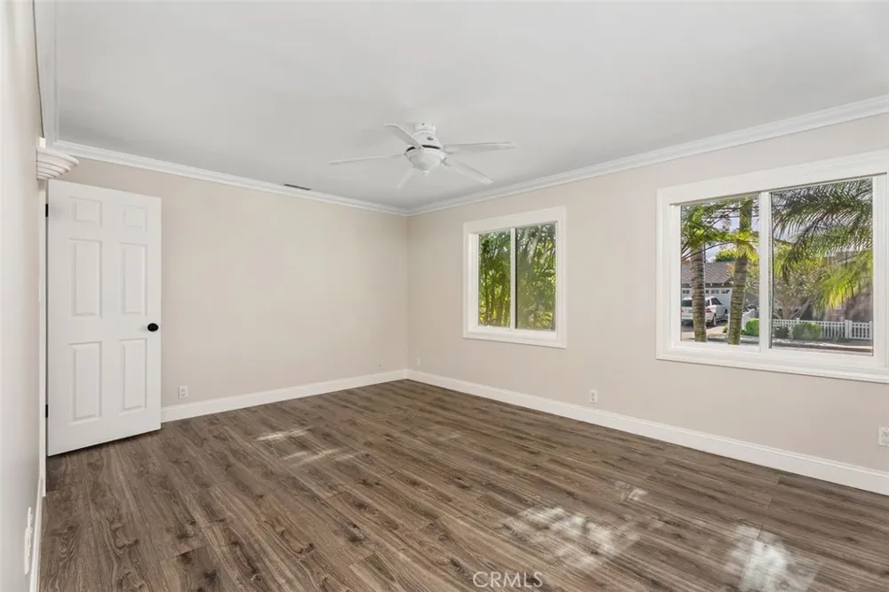 2199 National Costa Mesa, CA 92627