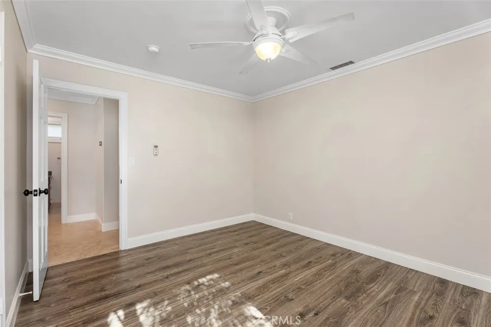 2199 National Costa Mesa, CA 92627