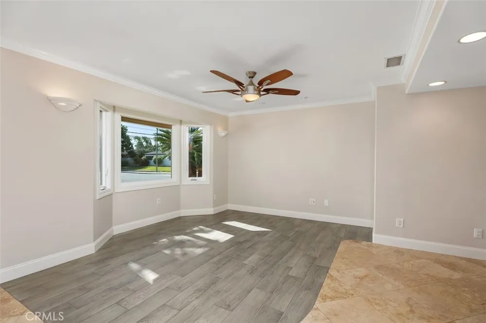 2199 National Costa Mesa, CA 92627