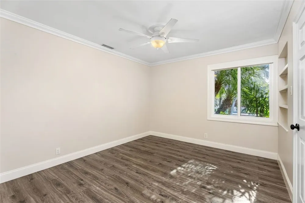 2199 National Costa Mesa, CA 92627