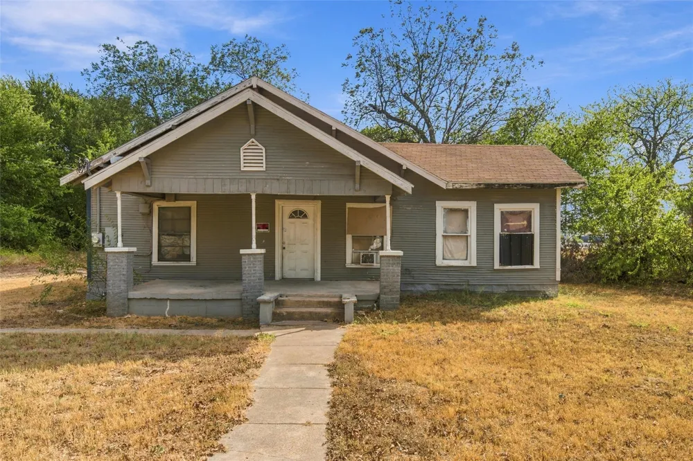 204 Eagle Drive Eddy, TX 76524