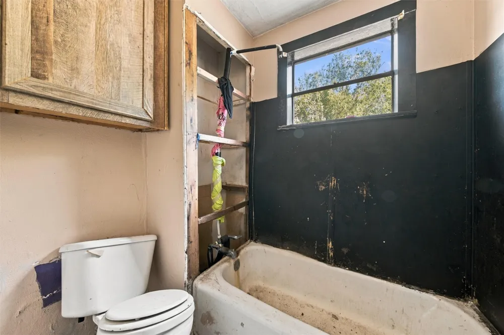 204 Eagle Drive Eddy, TX 76524