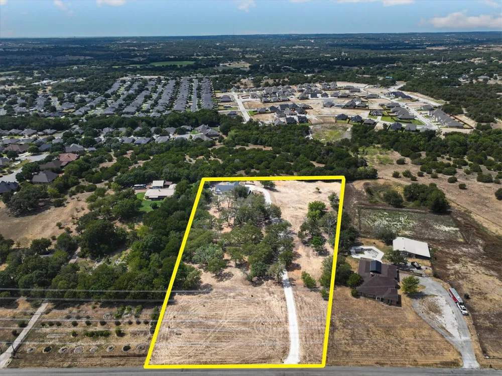 111 Woodcrest Street Weatherford, TX 76087