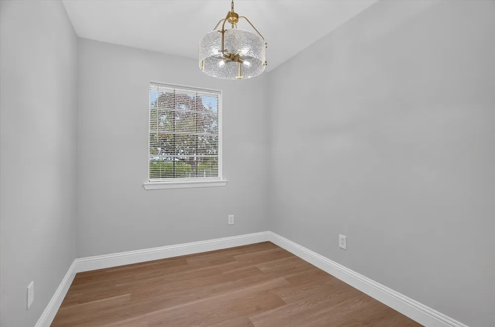 111 Woodcrest Street Weatherford, TX 76087
