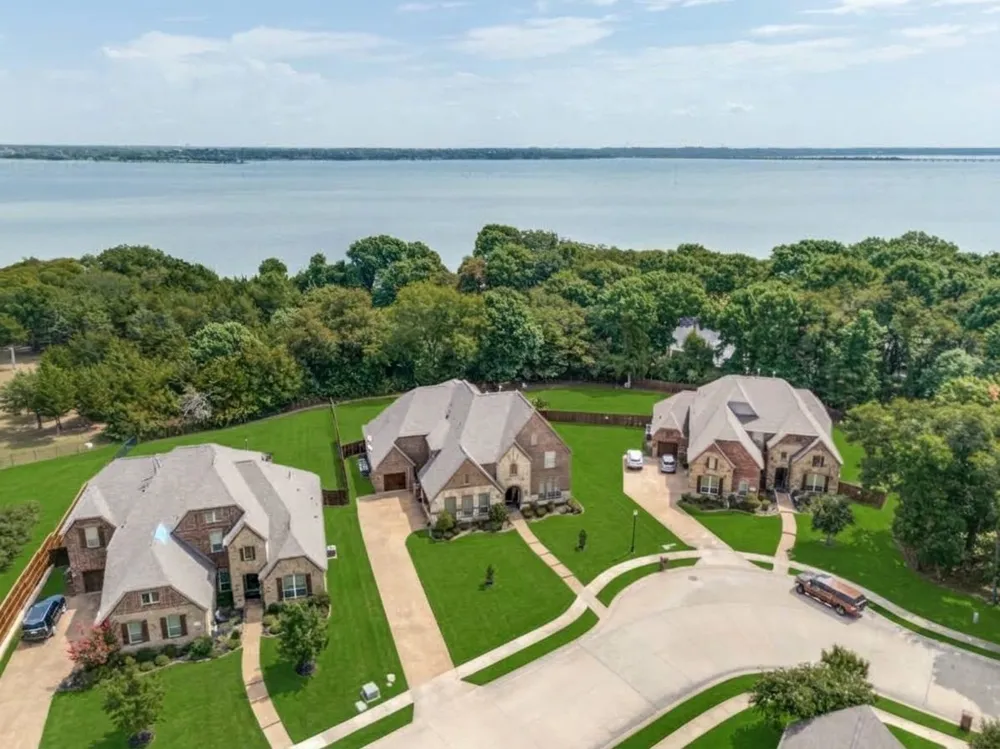 9002 Forest Park Court Rowlett, TX 75089