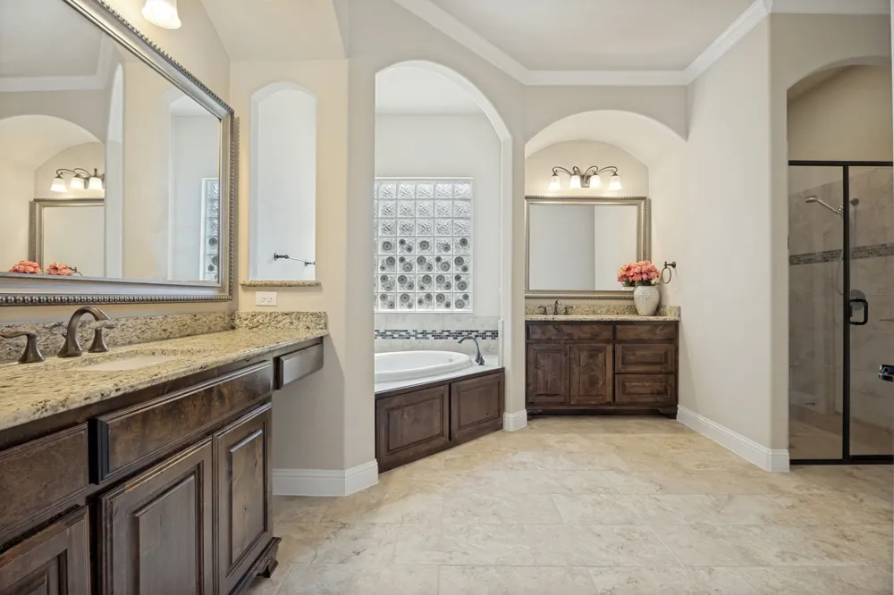 9002 Forest Park Court Rowlett, TX 75089