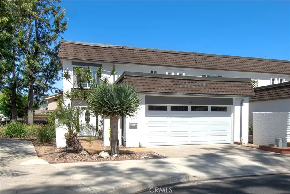 34 Senisa Irvine, CA 92612