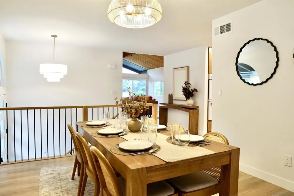 4242 Avenida Gregory Spring Valley, CA 91977