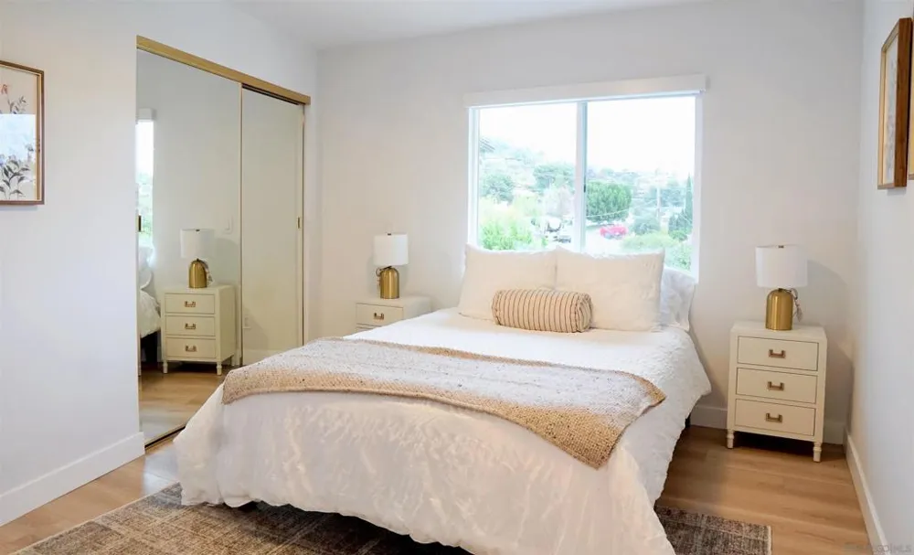 4242 Avenida Gregory Spring Valley, CA 91977