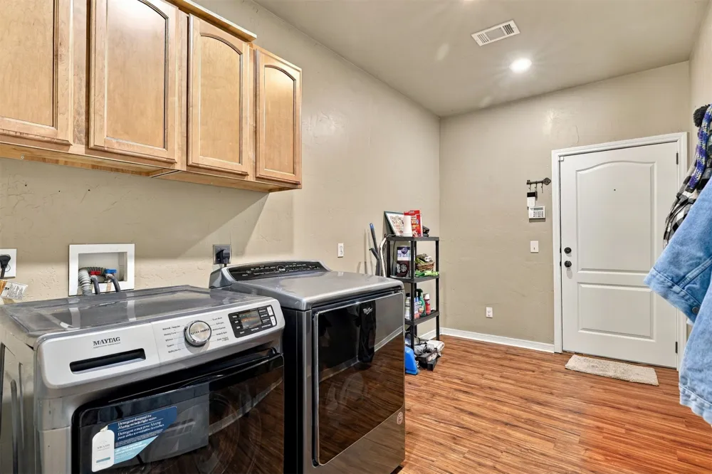 2355 Bryan Durant, OK 74701