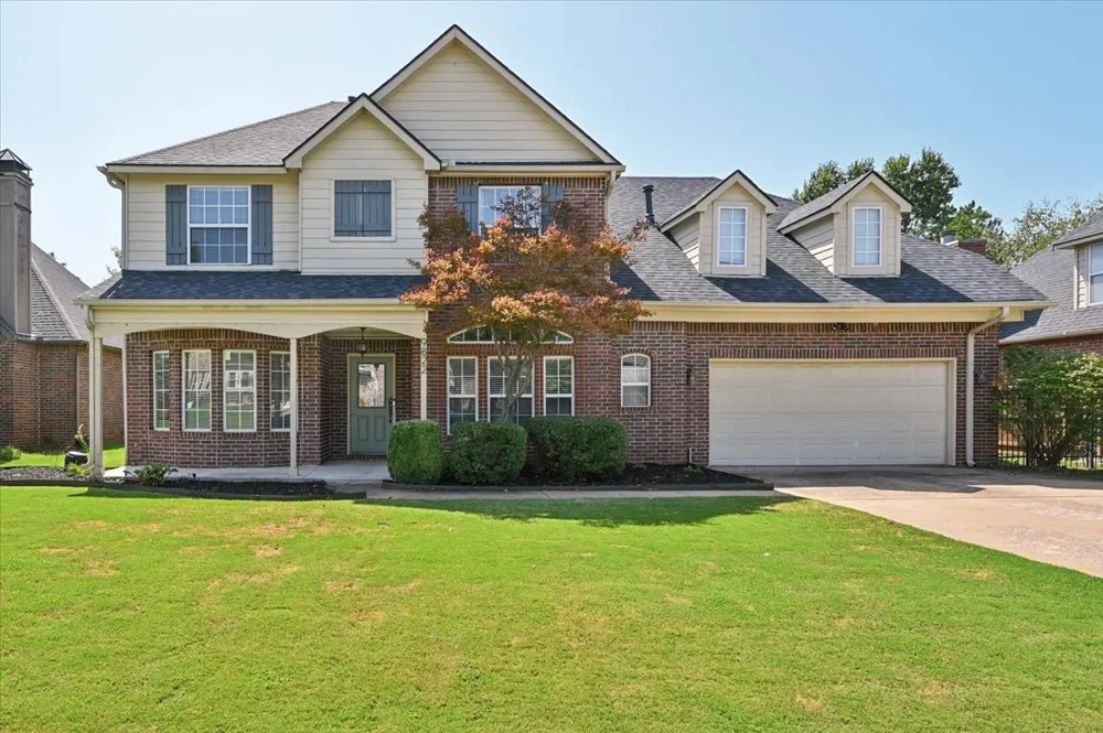9822 E 83rd Place Tulsa, OK 74133